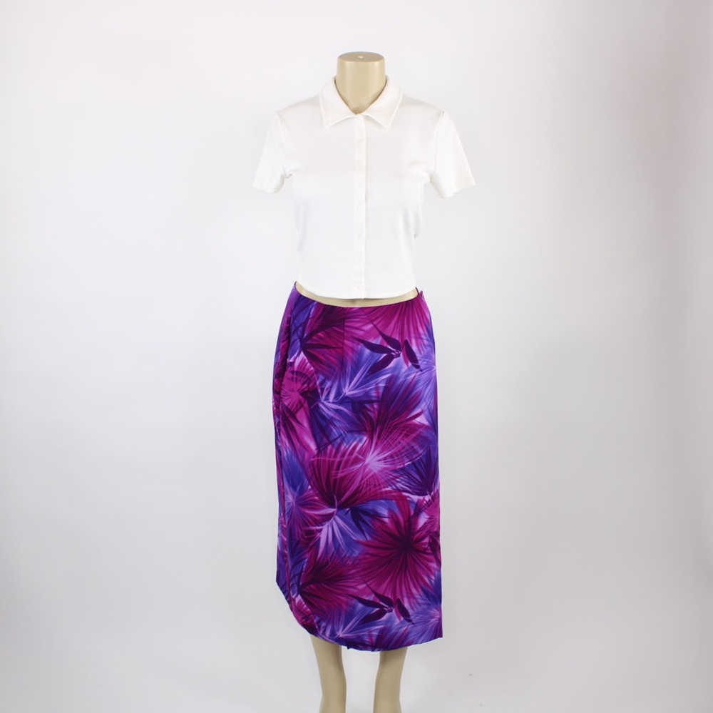 AGB Byer California Digital foliage floral skirt.
